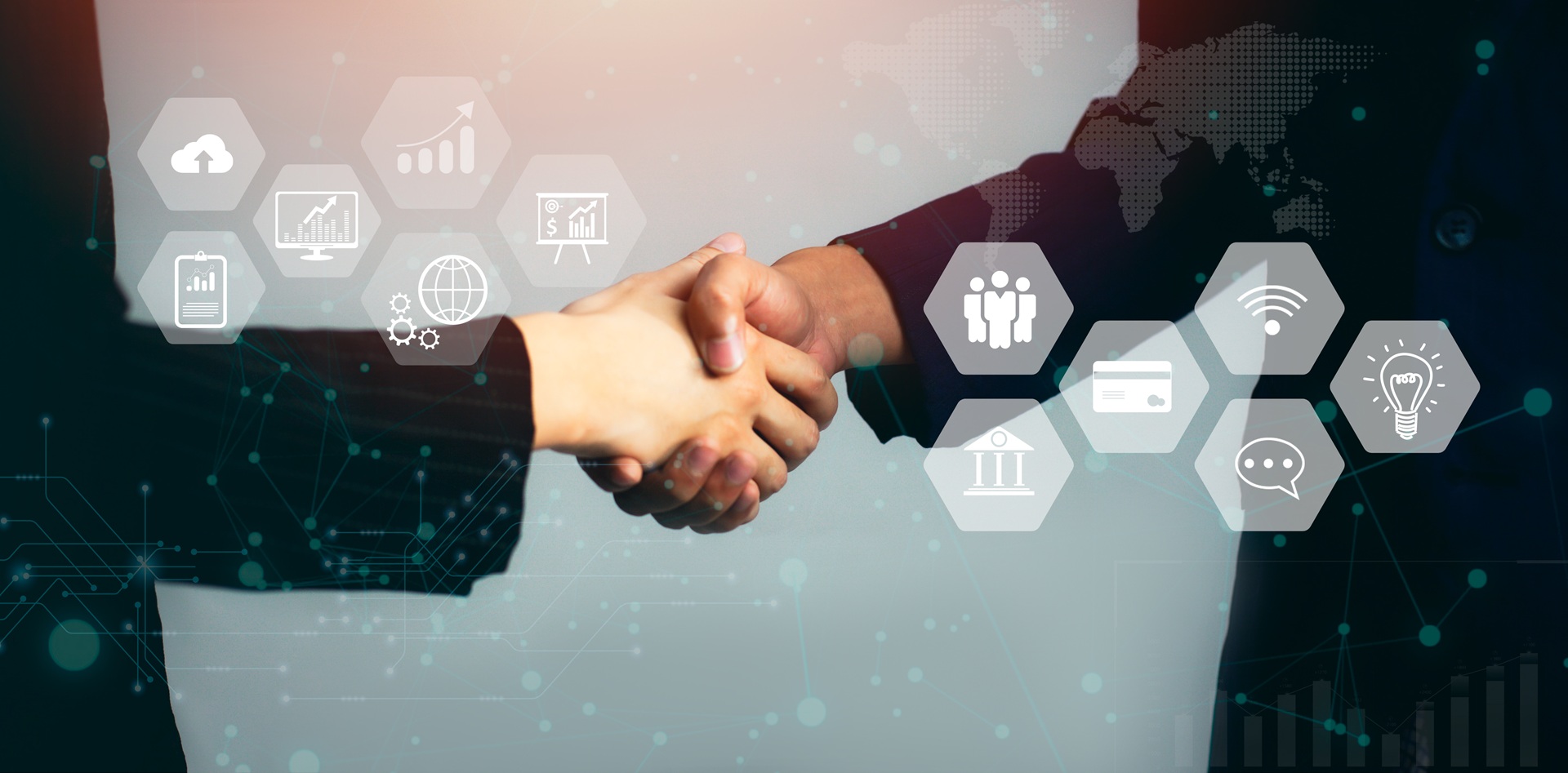 Business-Handshake mit digitalen Symbolen | Lohnbüro

